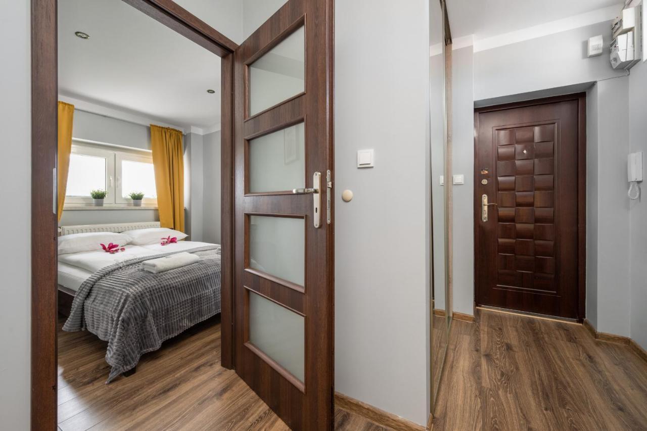 Market Square Corner Apartment Kuznicza By Noclegi Renters Breslau Exterior foto